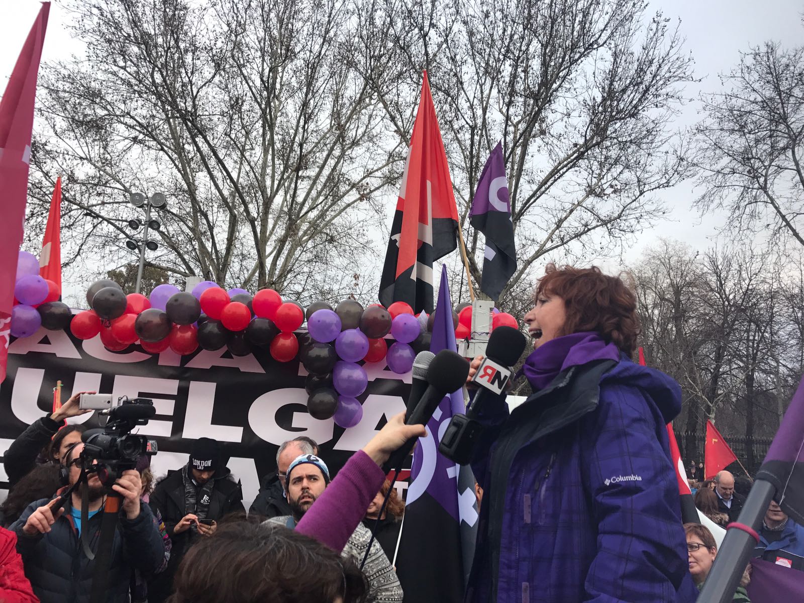 Discurso de Ana Sigüenza (CNT) en la manifestación HUELGA GENERAL FEMINISTA con el Bloque Combativo